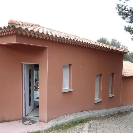 House 13 בית נופש סיס-פור-לה-פלאז'